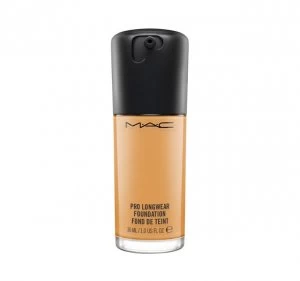 Image of MAC PRO LONGWEAR FOUNDATION Nc42