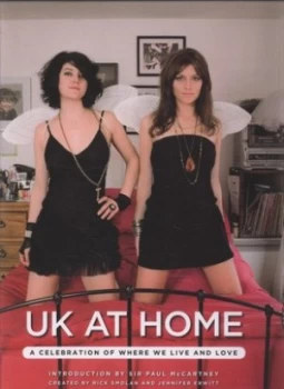Image of Uk at Home by Rick Smolan and Jennifer Erwitt Hardback