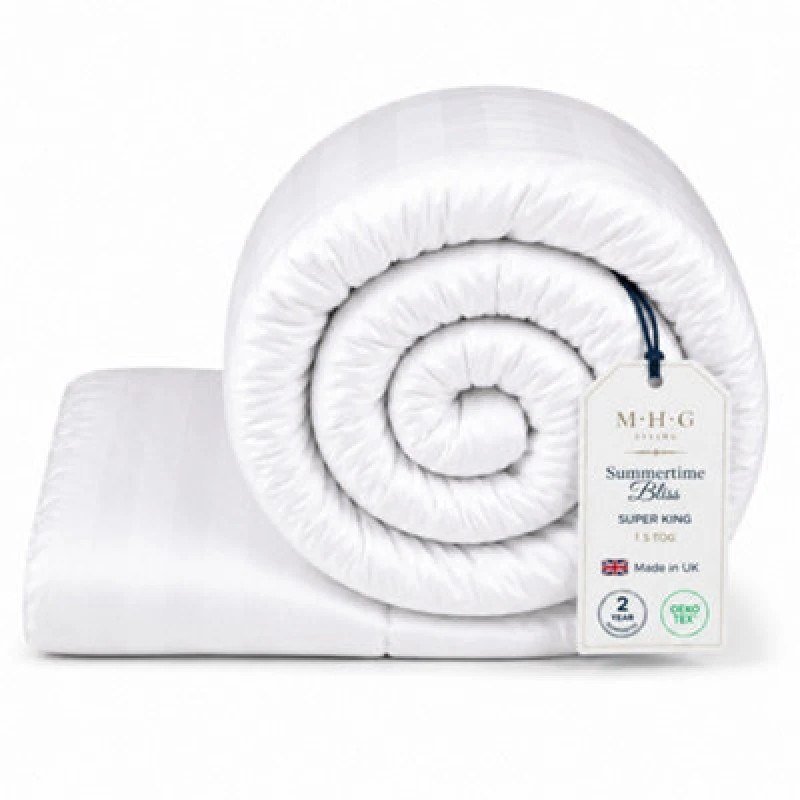 Image of MHG Living MHG Living Super King Size White Lightweight Summer Hollowfibre Duvet 1.5 Tog - Wilko White