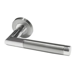 Image of Jedo Cambrio Mitred Door Handle on Round Rose