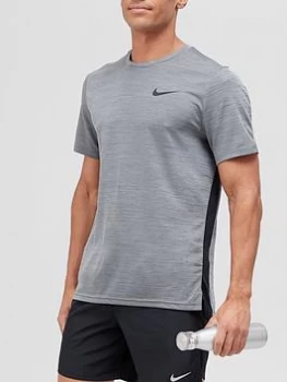 image of Nike Training Hyper Dry Veneer T-Shirt - Grey Size M Men