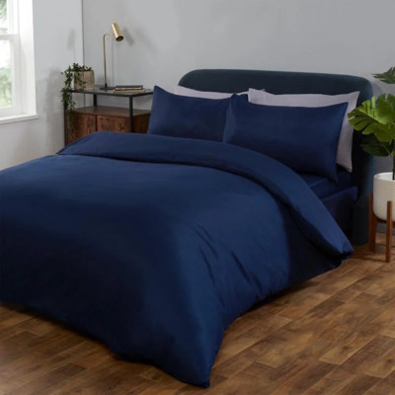 Image of OHS OHS Plain Dyed Duvet Cover with Pillowcase Bedding Set in Navy Size: Single Navy Single Unisex 5027434133512