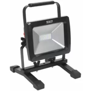 image of Rechargeable Portable Floodlight - 20W smd LED - Aluminium Housing - 1400 Lumen