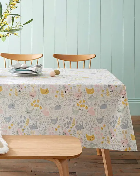 image of Catherine Lansfield CL Cottage Friend Table Cloth Multi 137X173 PO59201