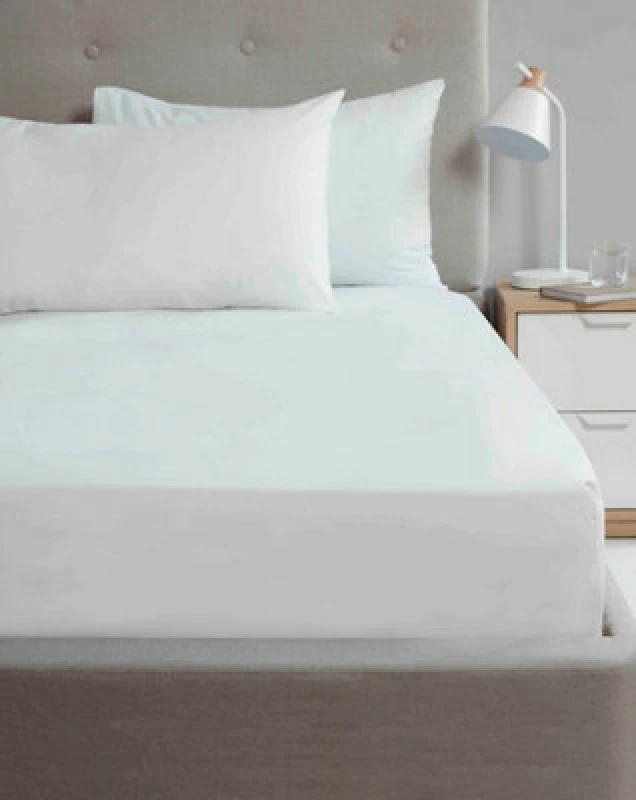 Image of Rapport Home So Soft Microfibre House Wife Pillowcase Pair in White Size: Standard Pillow Case White Unisex Standard Pillow Case