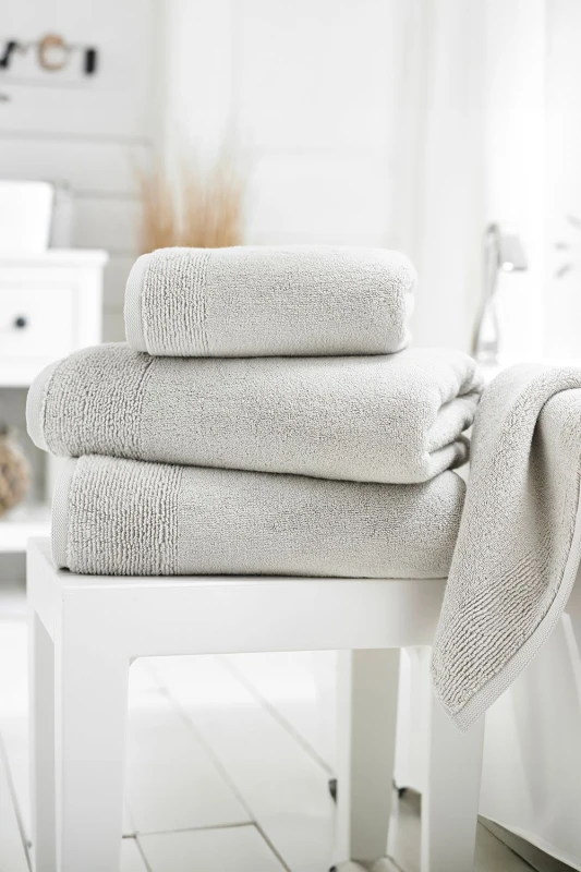 Image of Deyongs Palazzo 800gsm Hotel Luxury Cotton Hand Towel Silver