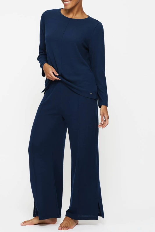 Image of KBX Womens Marie Long Sleeve in Navy Size: 10 Navy Female 10