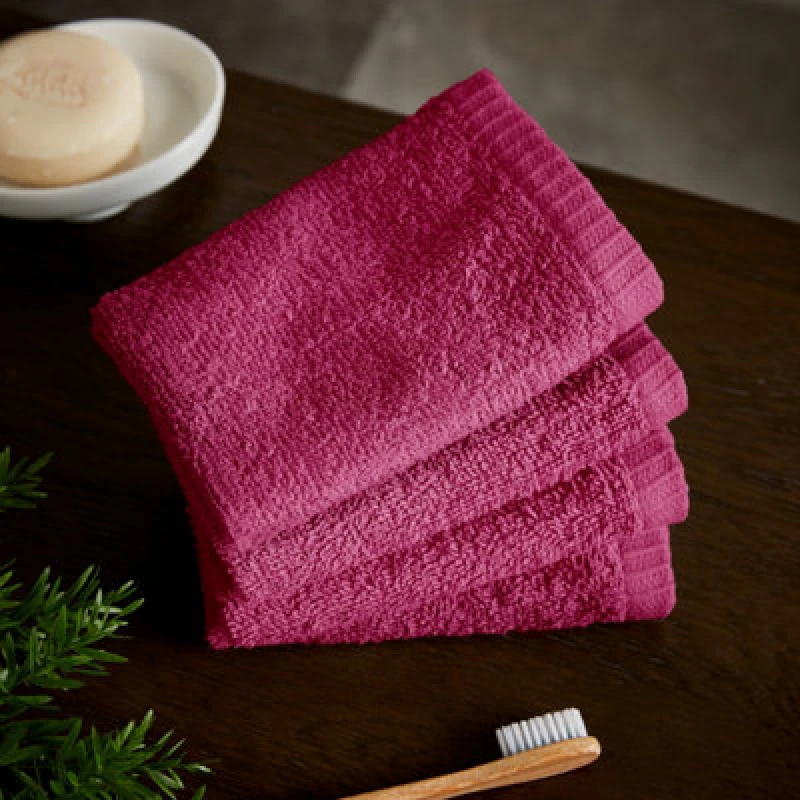 Image of Catherine Lansfield 'Quick Dry' Face Cloth 4 Pack Bright Pink