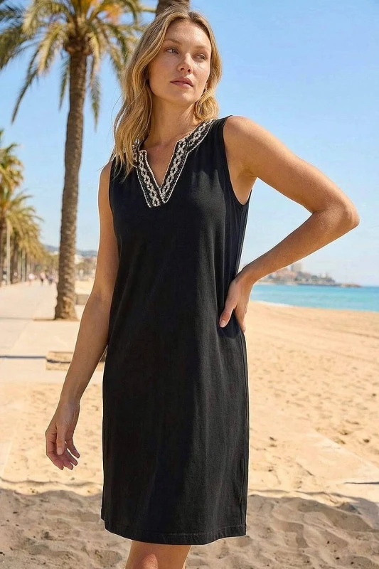 Image of Roman Womens Trim Detail V-Neck A-Line Dress in Black Size: 18 Black Female 18