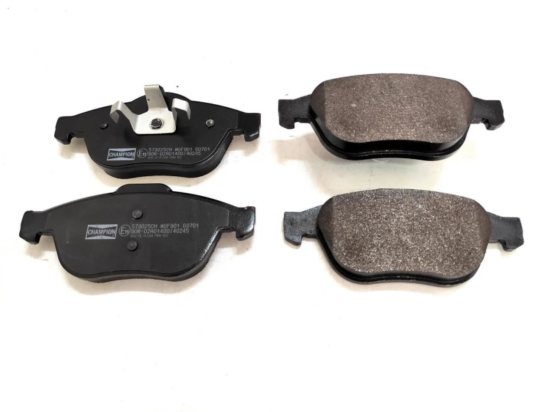 Image of Brake pad set CHAMPION 573025CH