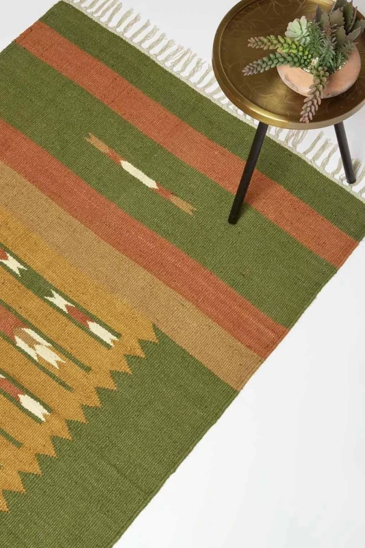 Image of Homescapes Lundi Orange & Green Kilim Cotton & Jute Rug Size: 120cm x 170cm Green Unisex 120cm x 170 cm