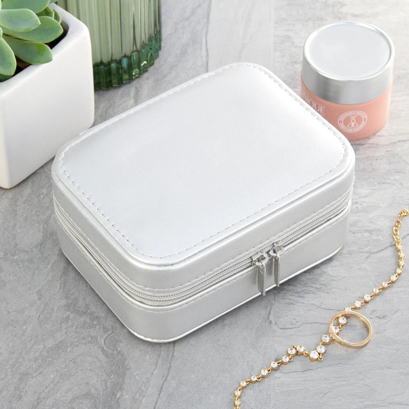 Image of Treat Republic Sparkly Travel Jewellery Case Silver