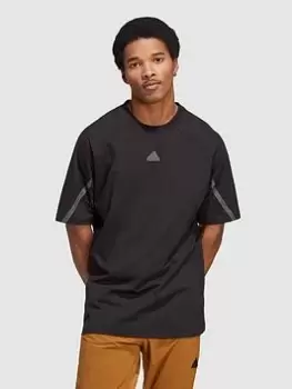 Image of adidas Sportswear Designed 4 Gameday T-Shirt - Black, Size XS, Men