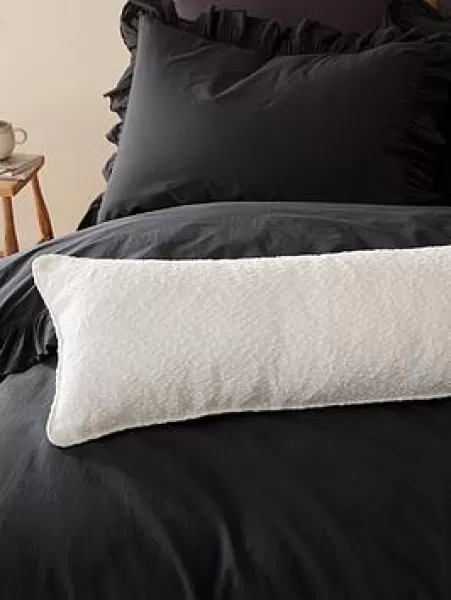 Image of Style Sisters Boucle Cushion White
