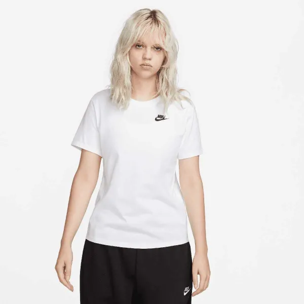 Image of Nike W Club T-Shirt, White/(black) Female