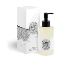 image of Eau des Sens Cleansing hand and body gel