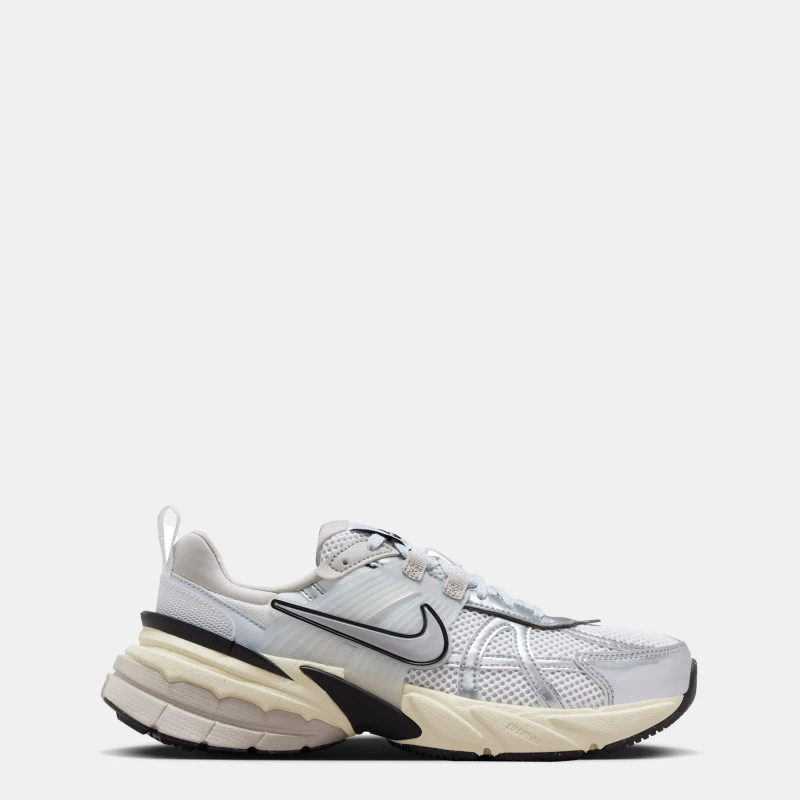 Image of Nike Womens V2k Run Trainers Summit White Metallic Silver, 8