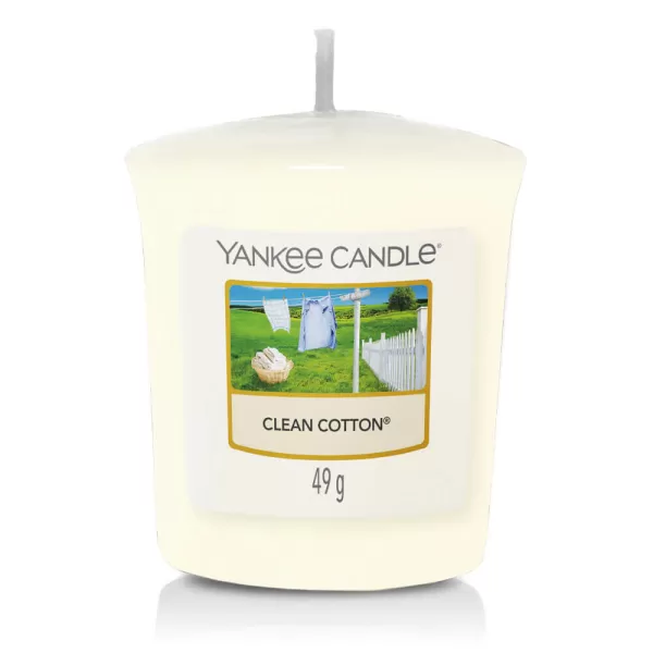 Image of Yankee Candle Clean Cotton Scented Candle 340g