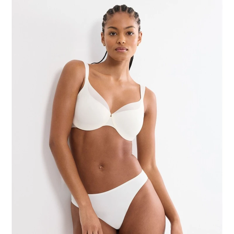 Image of Triumph Body Make-Up Illusion Curve Bra Ecru Polyamide 34C