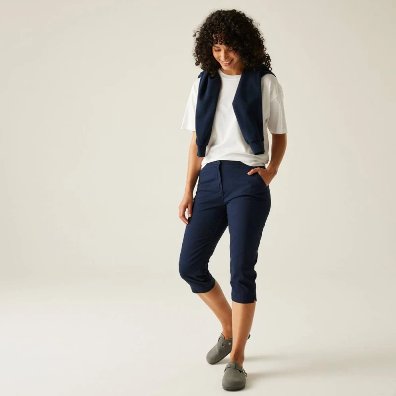 Image of Womens Trousers Regatta Bayletta Capri Bleu Female 40