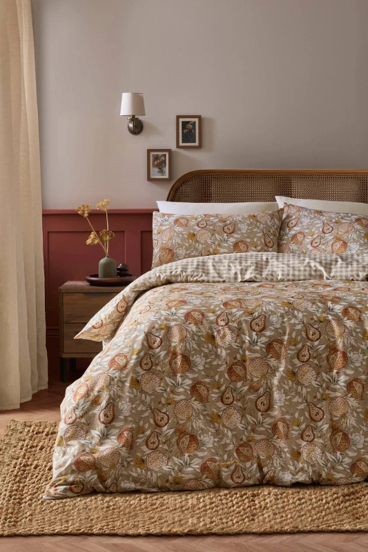 Image of Dreams & Drapes 'Orchard Pears' Easy Care Duvet Cover Set in Natural Size: Single Natural Unisex Single