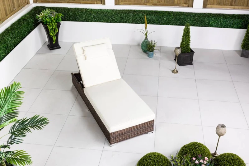 Image of Thats Furniture Rattan Sun Lounger Sun bed 6 Recline Positions with Cover in Brown Brown Unisex