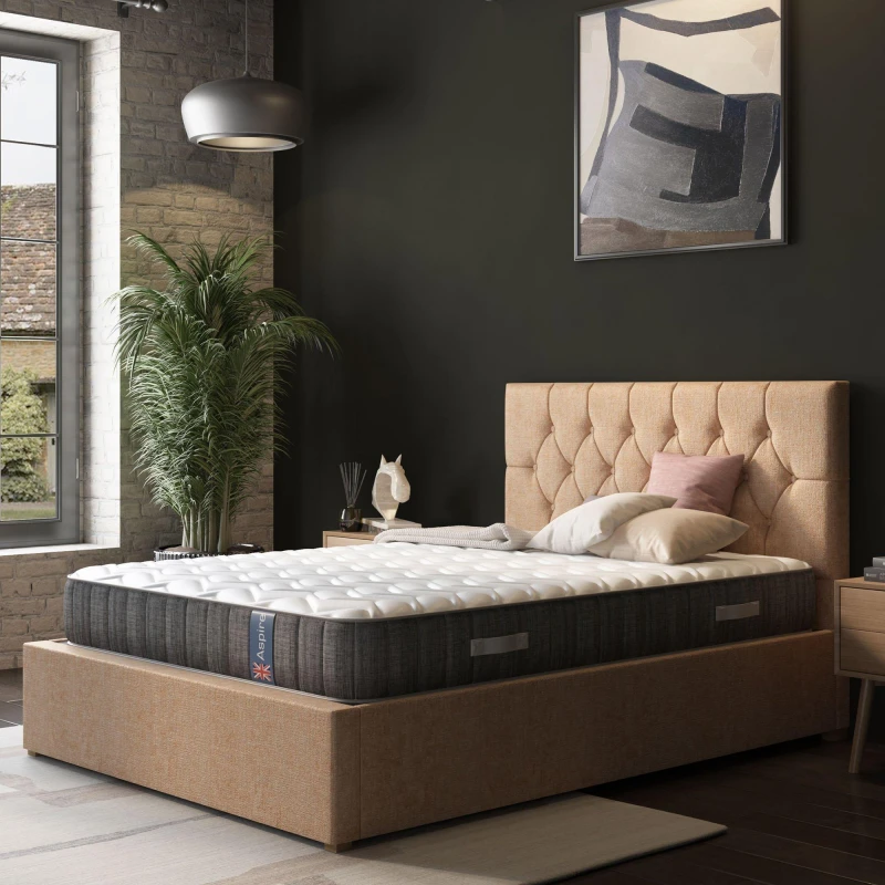 Image of Aspire Aspire UK Made Pocket Sprung Mattress in a Box in White Size: Single White Single Unisex 5057632299611