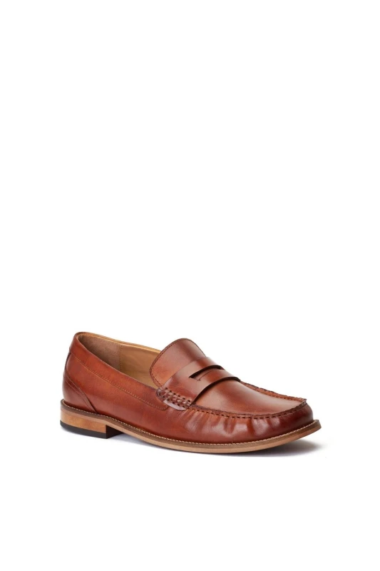Image of Base London Base London Men Garfield Penny Loafer in Tan Size: 8 Tan 8 Male 5038538366621