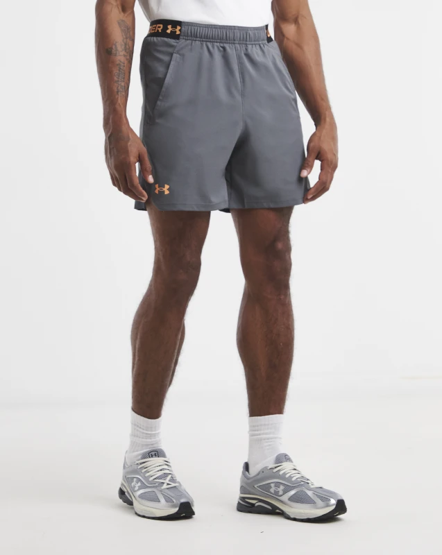 Image of Under Armour Under Armour Vanish Woven 6" Shorts Dark Grey - Under Armour - Size: 2XL42/44 Dark Grey Male 2XL42/44 AR73305