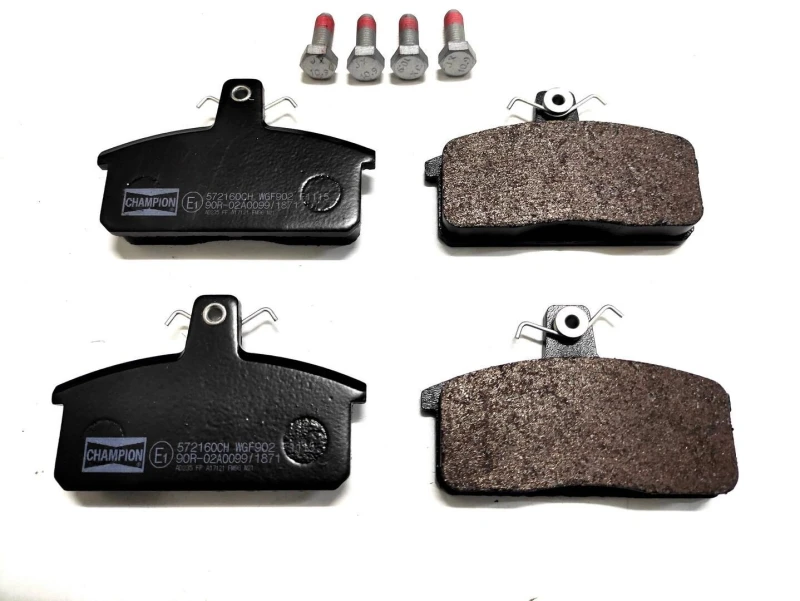 Image of Brake pad set CHAMPION 572160CH