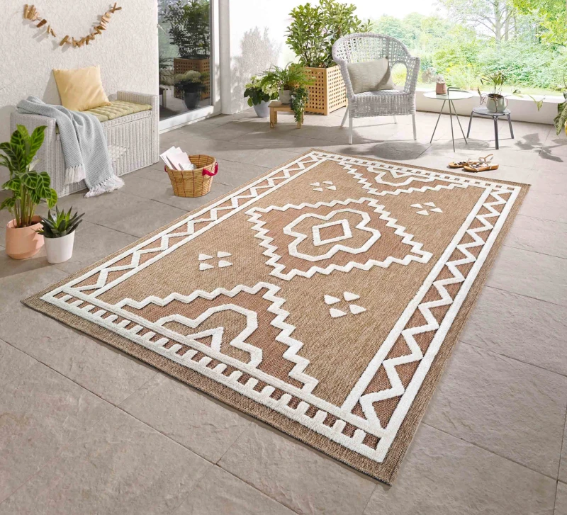 Image of Harper Diamond Pattern Water Resistant Indoor Area Rugs Cream 160X230 Cm