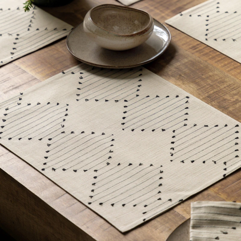 Image of Gallery Interiors Diamond Weave Placemat (Pack of 4)