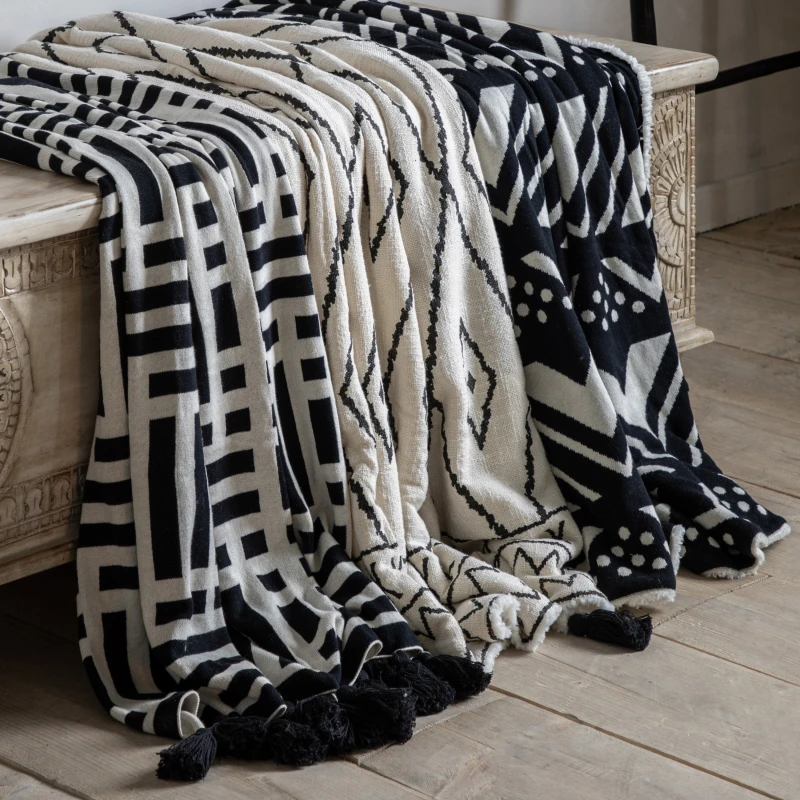 Image of Crossland Grove Merlin Knitted Tassel Throw Black 1300X1700Mm 5.05941E+12