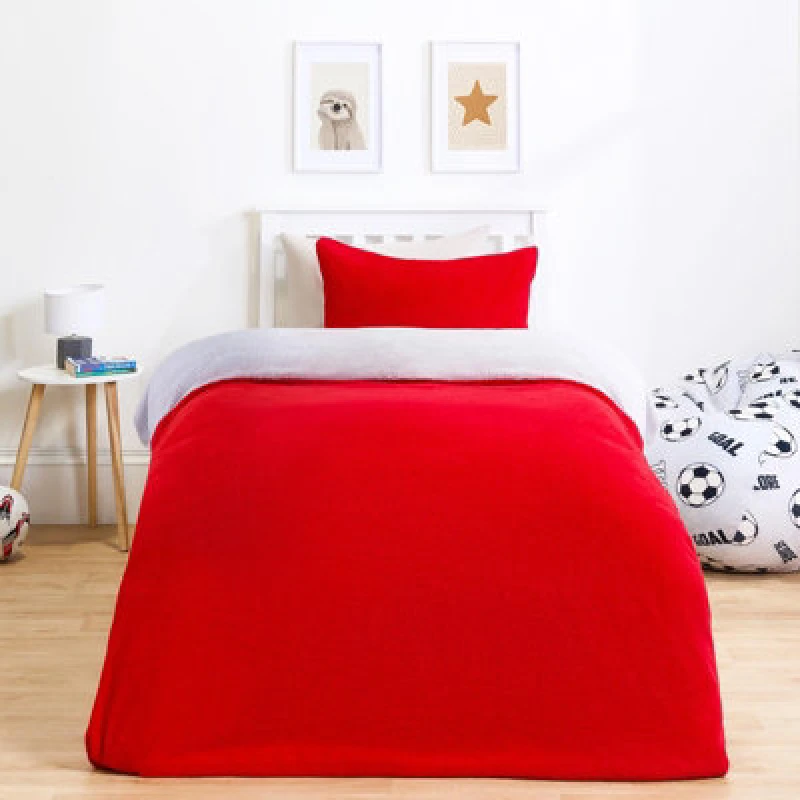 Image of OHS OHS Reversible Teddy Duvet Cover with Pillowcase in Red Size: Single Red Single Unisex 5027434222919