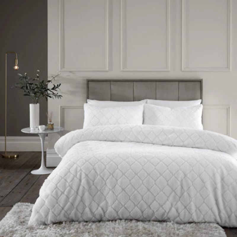 Image of Catherine Lansfield Bedding Cosy Diamond Faux Fur Duvet Cover Set With Pillowcase White