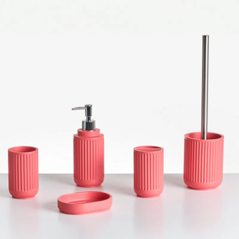 Image of Beliani 5 Piece Bathroom Accessories Set Huarmey Red