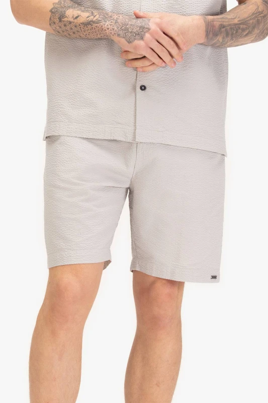 Image of Luke 1977 Mens Bay Shorts in Light Grey Size: Medium Light Grey Male M