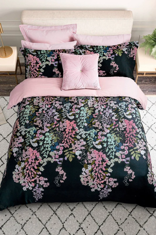 Image of Ted Baker 'Wisteria' Cotton Sateen Duvet Cover Set in Navy Size: Super King Navy Super King Unisex 5016709728546