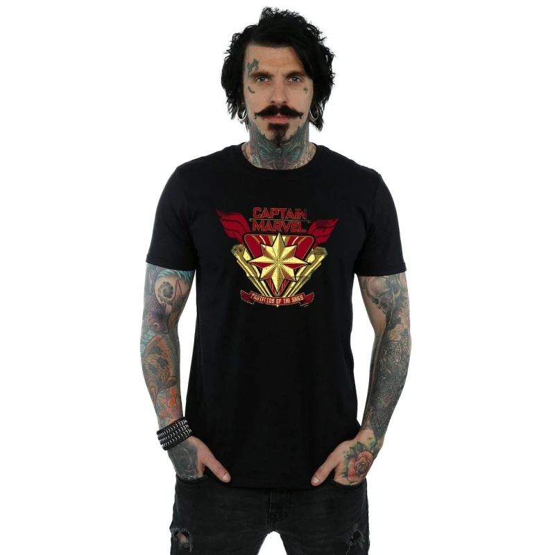 Image of Marvel Marvel Men Captain Protector Of The Skies T-Shirt in Black Size: Small Black S Male 5059114218134