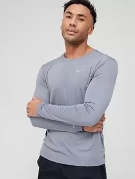 Image of Nike Running Run Dri-FIT Miler Long Sleeve T-Shirt - Grey, Size S, Men