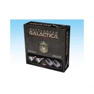 Image of Battlestar Galactica Starship Battles (Starter Set)