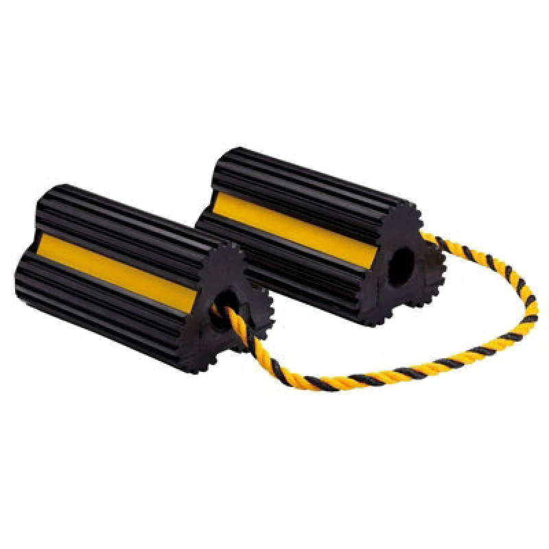 Image of Draper Draper - heavy-duty wheel chocks - pair Heavy Duty Rubber Wheel Chocks, 3 Tonne (Pair) 21135