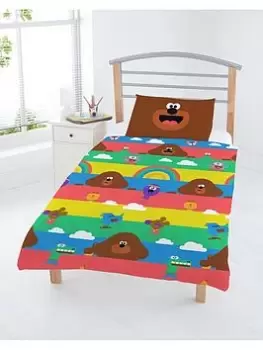 image of Hey Duggee Stripe Junior Duvet Cover And Pillowcase Set