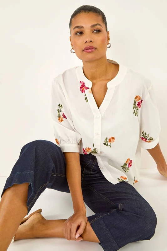 Image of Roman Womens Floral Embroidered V-Neck Blouse in Ivory Size: 20 Ivory Female 20
