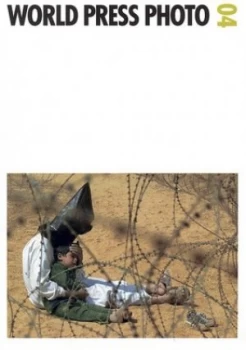 Image of World Press Photo 04 by Kari Lundelin and World Press Photo Foundation Paperback