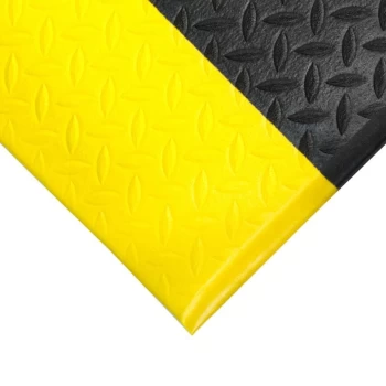 image of Orthomat Diamond Anti-fatigue Mat - Black/Yellow 0.9M X 18.3M