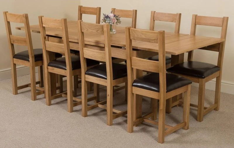 Image of Thats Furniture Richmond 140-220cm Oak Extending Dining Table & 8 Lincoln Chairs in Brown Brown Unisex