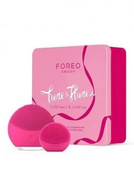 image of Foreo Gift Set Foreo: Here & There