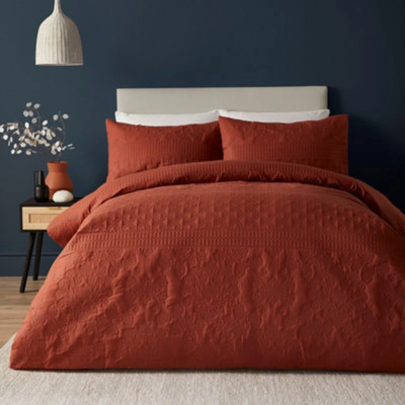 Image of Serene Home Avery Stripe Duvet Cover Set in Terracotta Terracotta unisex Super King