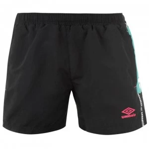 image of Umbro Horizon Shorts - Black/BerryPink